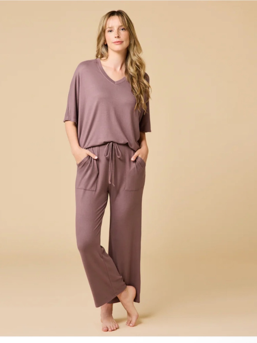 NEW SOFTIES dream jersey relaxed v-neck with capri lounge set in driftwood small